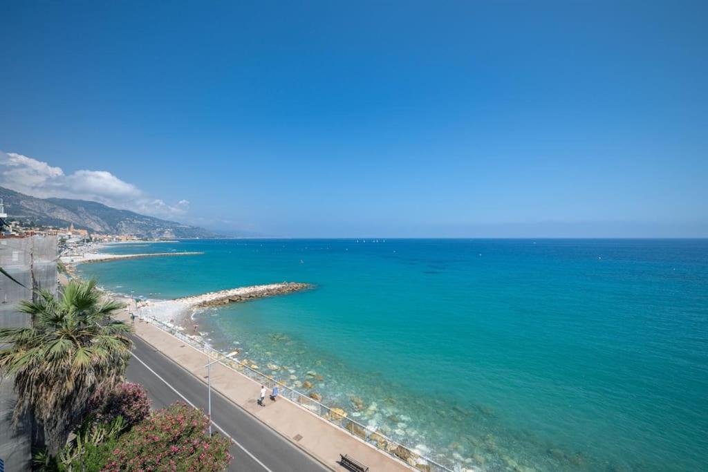 Le Panorama -vue Exceptionnelle - Dernier Etage - Front De Apartment Menton