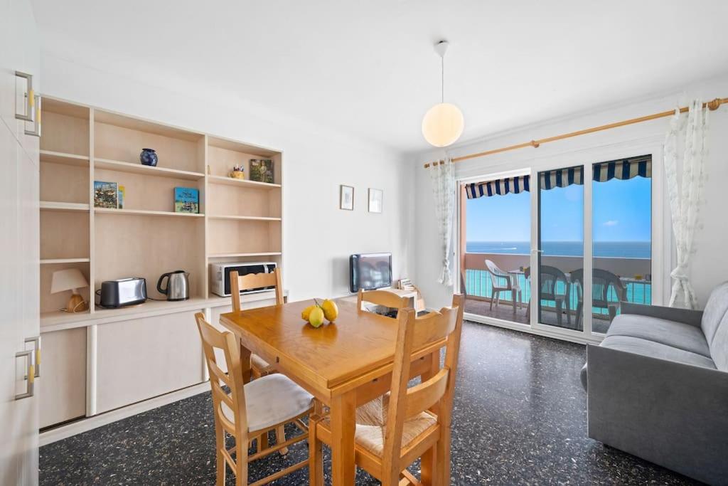 Le Panorama -vue Exceptionnelle - Dernier Etage - Front De Apartment Menton