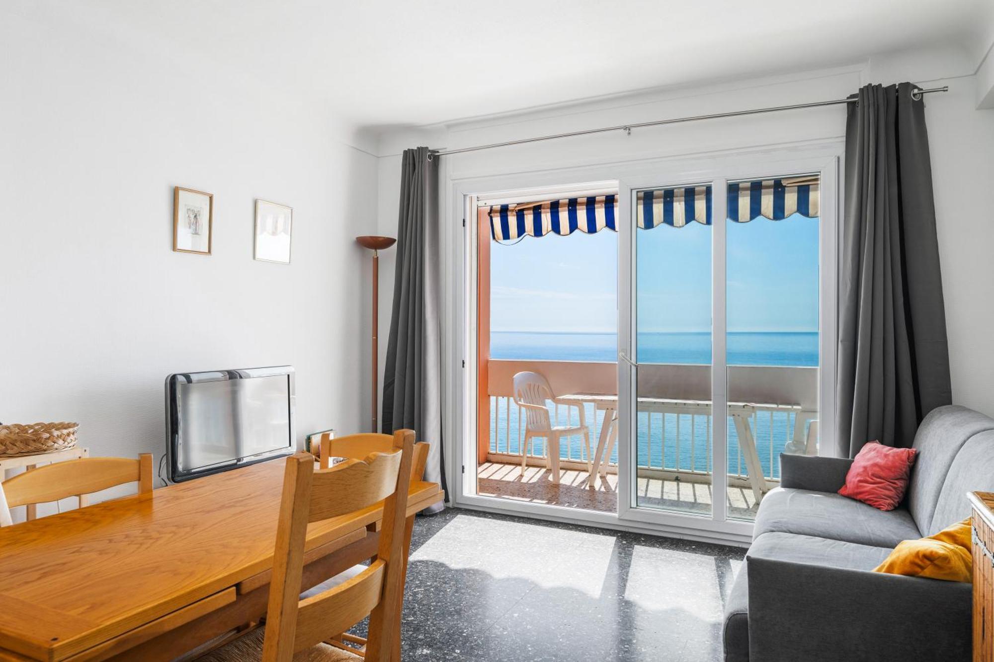 Le Panorama -vue Exceptionnelle - Dernier Etage - Front De Menton