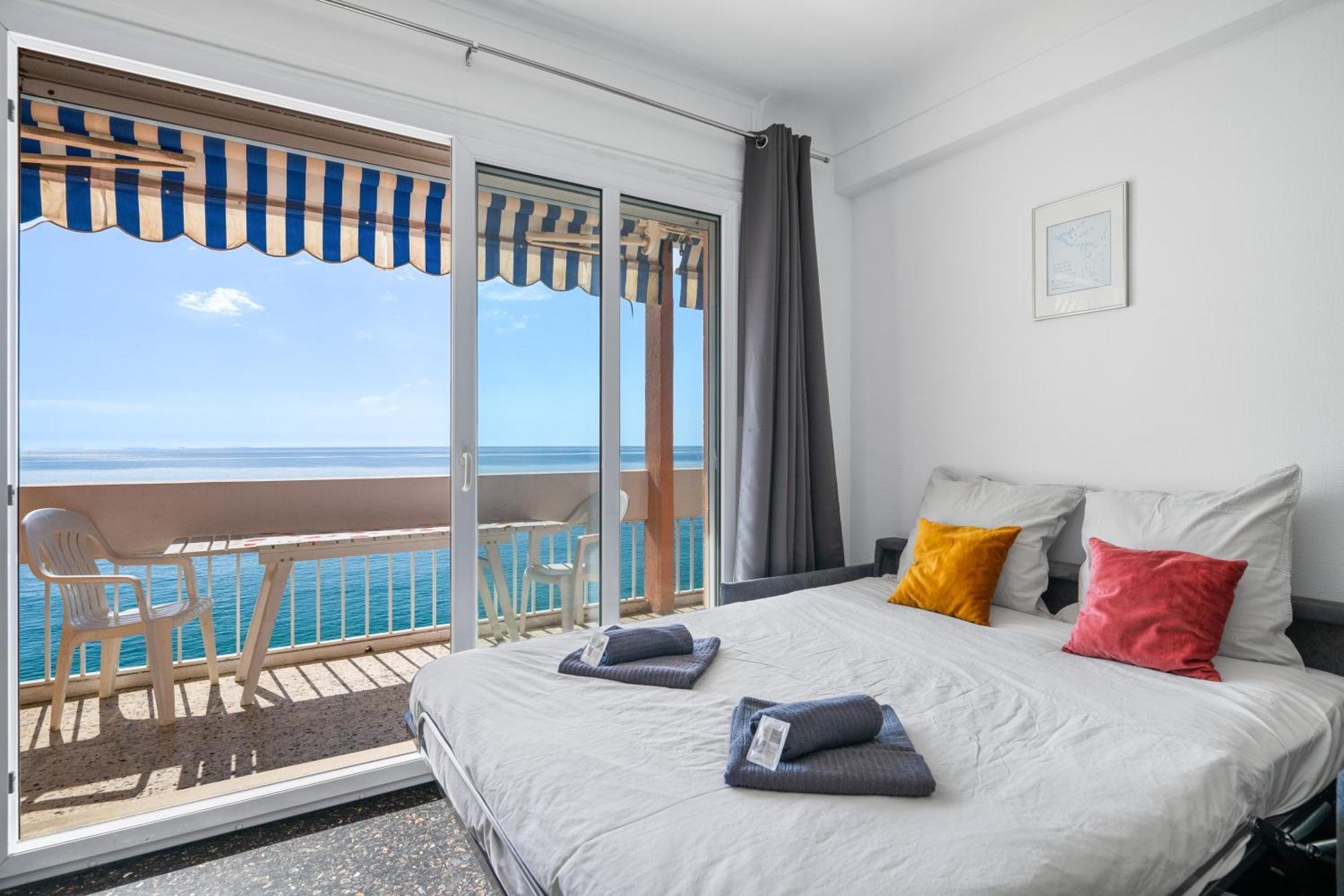 Le Panorama -vue Exceptionnelle - Dernier Etage - Front De Menton